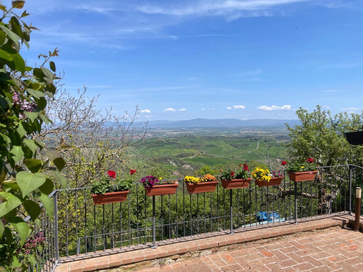 Апартаменты La Costarella Montefollonico Экстерьер фото